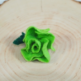 Damska broszka filcowa kwiat Zielony