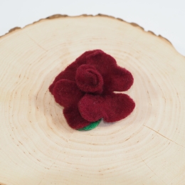 Damska broszka filcowa kwiat Bordowy