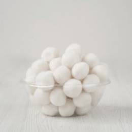 Kulka filcowa 2-2,5cm BIAŁY z wełny merynosów