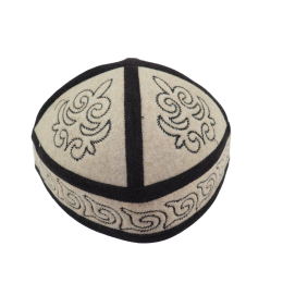 Męska czapka filcowa merino haftowana (57,58,59, 60,61cm)