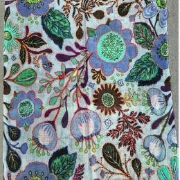 Damski szal kolorowy z wełny merino wyszywany w kwiaty