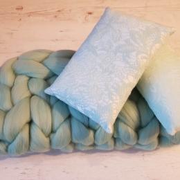 Kocyk czesankowy do sesji noworodkowej MIĘTA