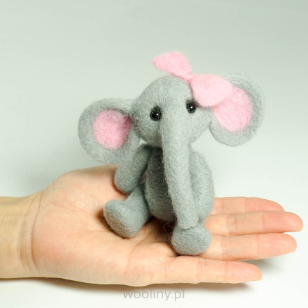 Maskotka słoń dziewczynka dla dzieci i dorosłych