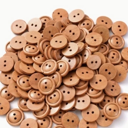 Guziki drewniane dwustronne Rude lakierowane 18mm 10szt