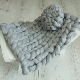 Kocyk czesankowy do sesji noworodkowej szara PERŁA