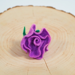 Damska broszka filcowa kwiat