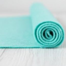 Filc wełniany 2mm JASNY SZMARAGDOWY 30x30cm dekoracyjny