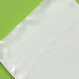 Ekskluzywna biała chusta z satyny jedwabnej 90x90cm 100% jedwab 12.5mome