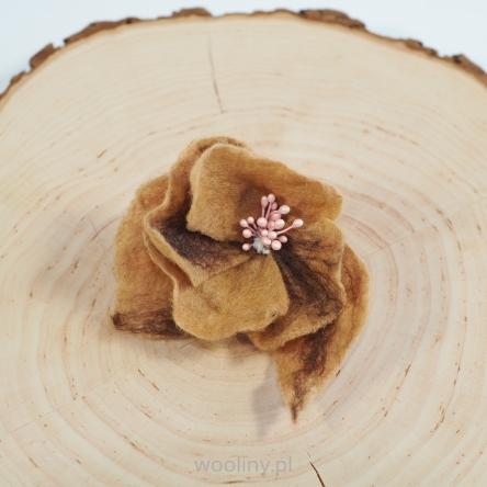 Broszka filcowa kwiat Japoński filcowa