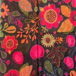 Damski szal kolorowy z wełny merino wyszywany w kwiaty