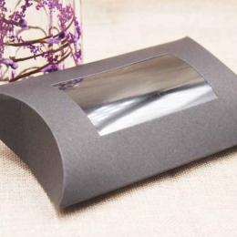 Czarne opakowanie poduszka pudełko kraft  z oknem 12*7cm