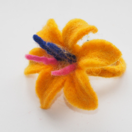 Pierścionek z wełny wzór 3